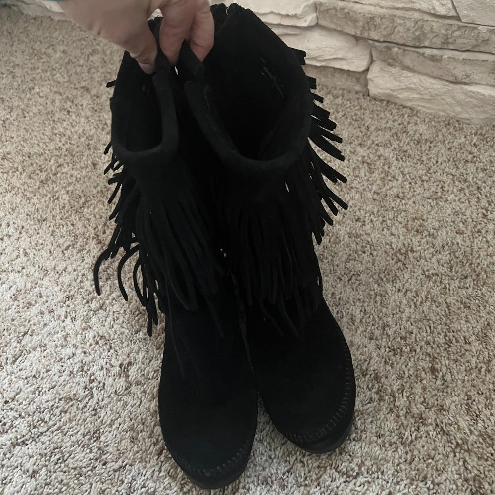 Minnetonka Suede Two Layer Black Moccasin Boots 8